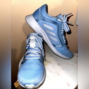 Adidas Women’s Size 8